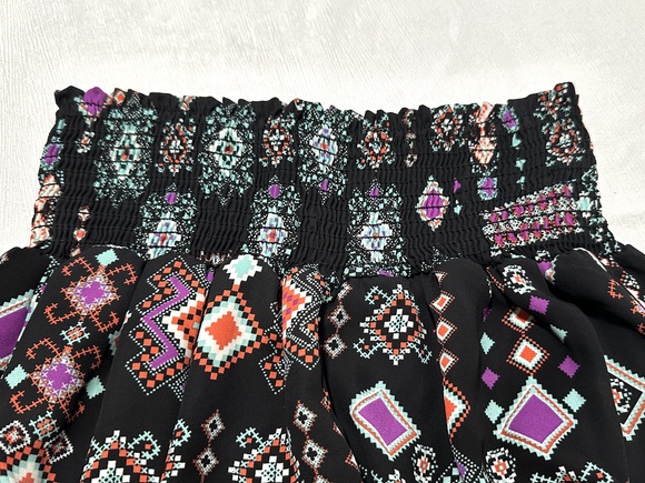 See You Monday Black and Multicolor Geometric High Waist Double Layer Shorts - Picture 2 of 8
